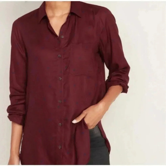 NEW‎ Old Navy Women’s Medium Burgundy & Blue Polka Dot Button Down Tunic NEW - Picture 1 of 5